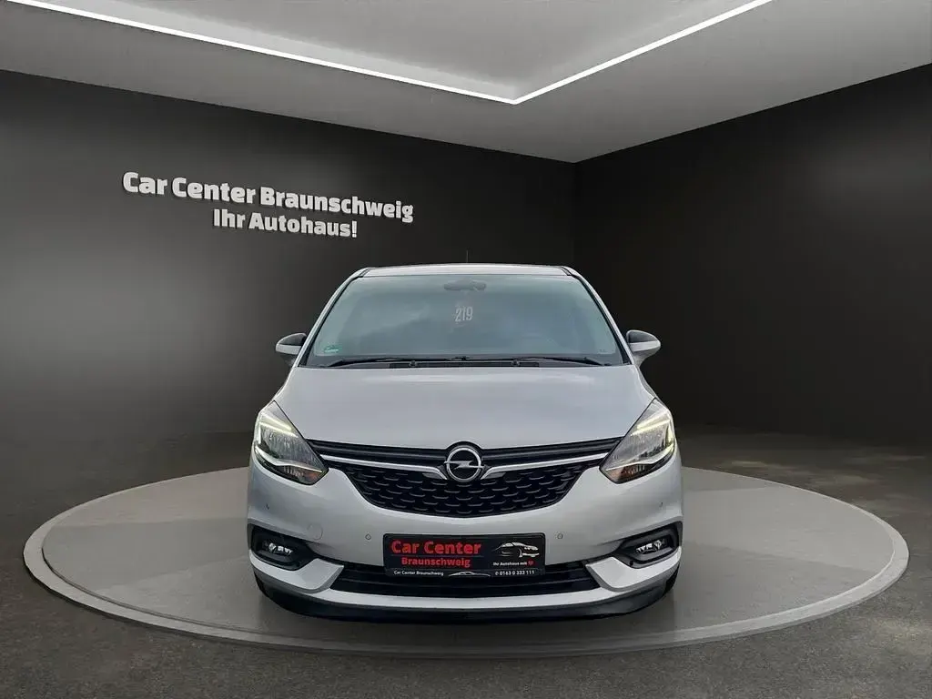 Gebraucht Opel Zafira Edition+ 136 PS (100 kW) 2018 Silber Van / Kleinbus