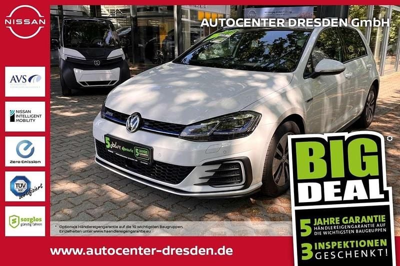 Weiß Gebraucht 2020 VW Golf VII GTE Limousine | 17.980 € (Superpreis) - Bild 1/4