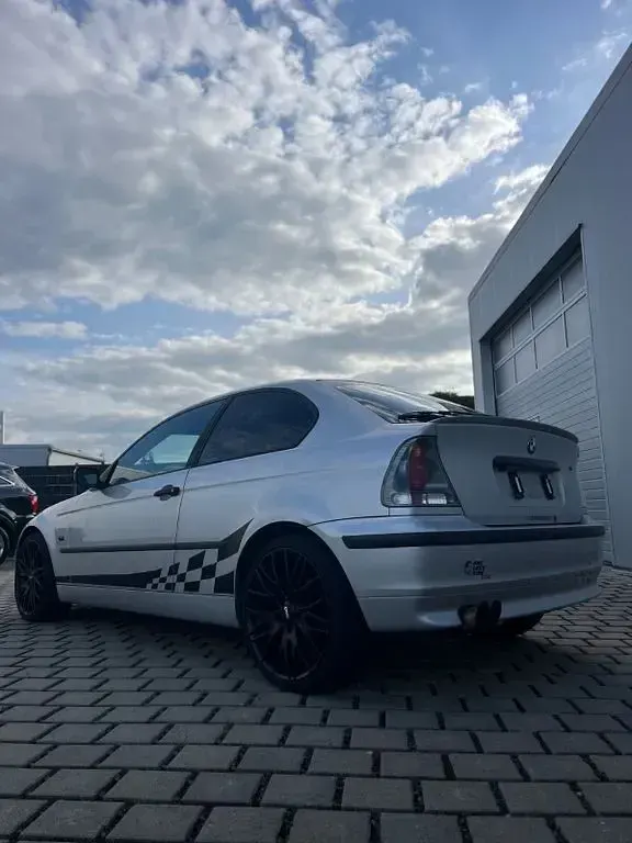 Gebraucht BMW 316 Compact 116 PS (85 kW) 2001 Silber Kleinwagen