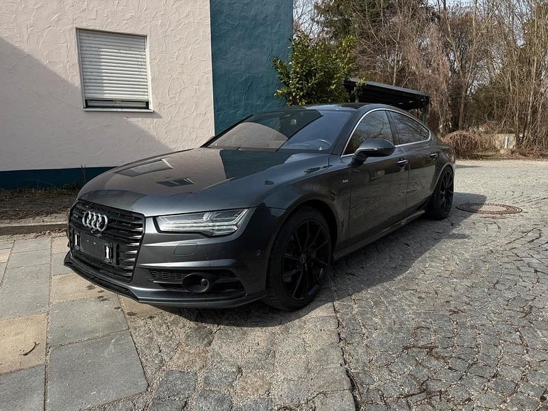 Gebraucht Audi A7 Advanced 320 PS (235 kW) 2015 Grau Kleinwagen