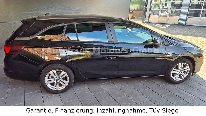 Gebraucht Opel Astra 131 PS (96 kW) 2021 Schwarz Kombi