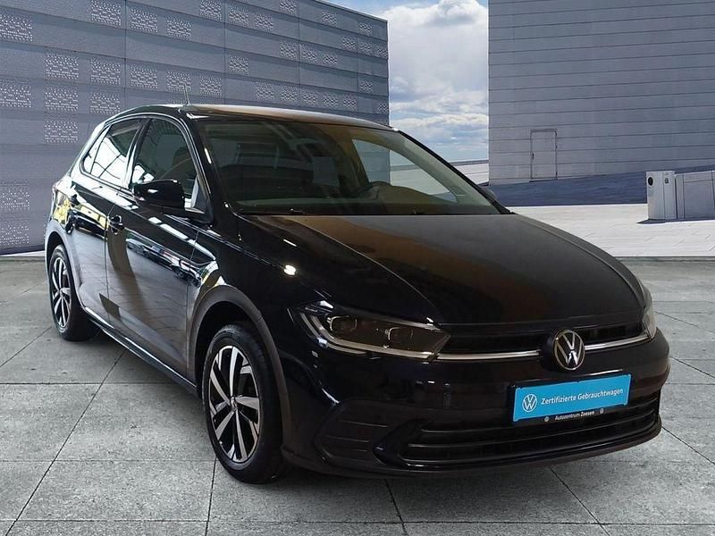 Gebraucht VW Polo Move 95 PS (69 kW) 2024 Deep black perleffekt (metallic) Limousine