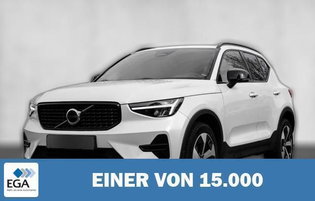 Weiß metallic Gebraucht 2023 Volvo XC40 Plus SUV | 32.800 € (Fairer Preis) - Bild 1/4