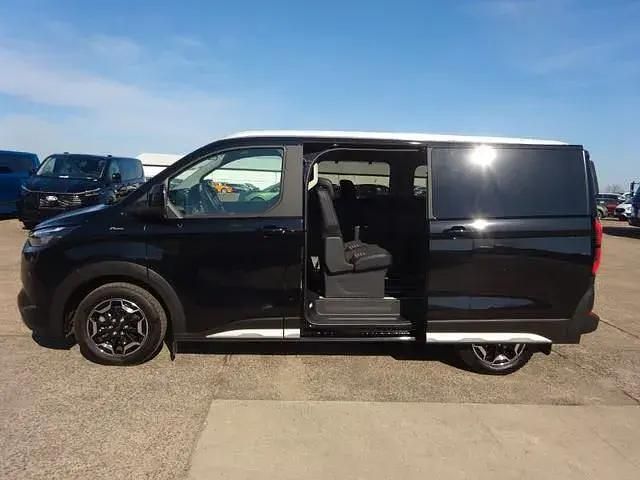 Second-hand Ford Tourneo Custom Active 2025 Andere Van
