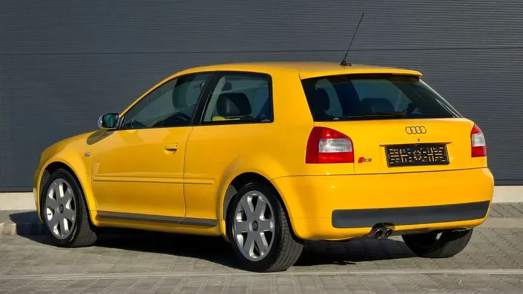 Gebraucht Audi S3 Sport 224 PS (164 kW) 2002 Gelb Kleinwagen