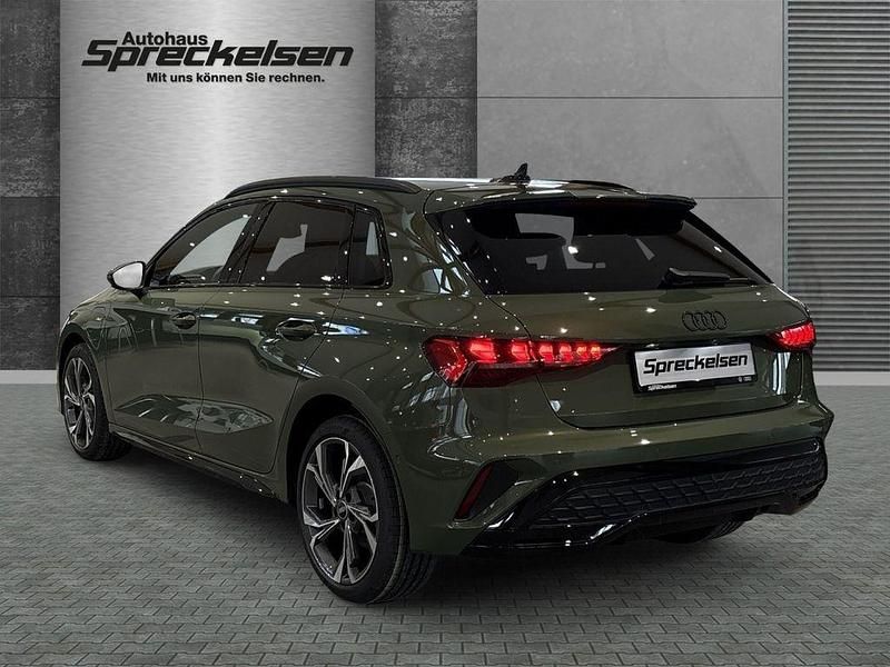Neu Audi A3 S-Line 204 PS (150 kW) 2026 Grün Limousine