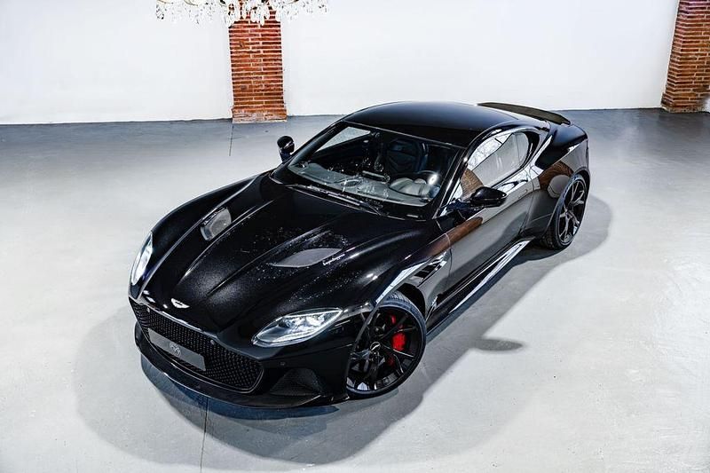 Gebraucht Aston Martin DBS 725 PS (533 kW) 2018 Schwarz Coupé