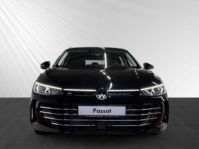 Neu VW Passat Elegance 150 PS (110 kW) 2026 Grenadillschwarz metallic (schwarz) Kombi