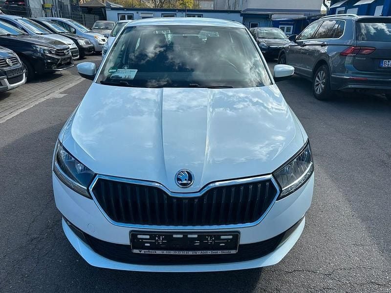 Gebraucht Skoda Fabia Active 75 PS (55 kW) 2019 Weiß Limousine