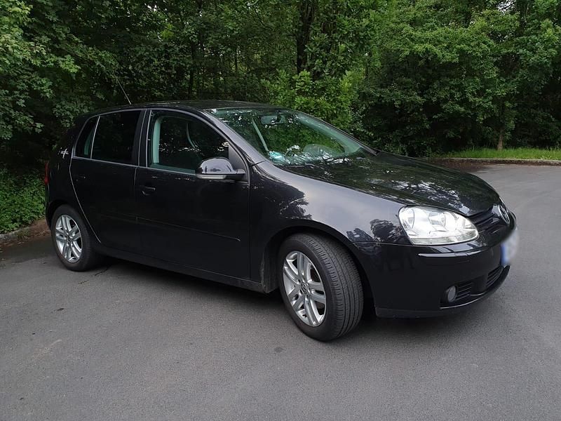 Gebraucht VW Golf V 80 PS (58 kW) 2006 Schwarz Kleinwagen