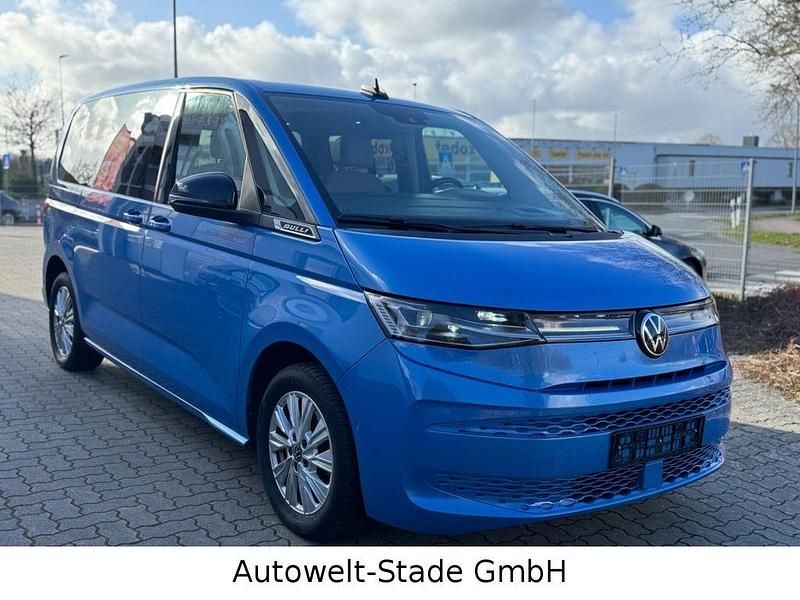 Usata VW Multivan 150 CV (110 kW) 2023 Blu Monovolume