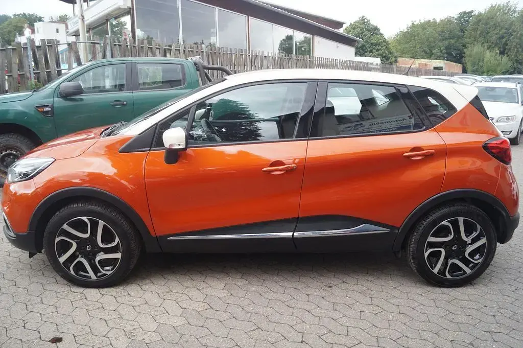 Gebraucht Renault Captur Luxe 120 PS (88 kW) 2013 Orange SUV
