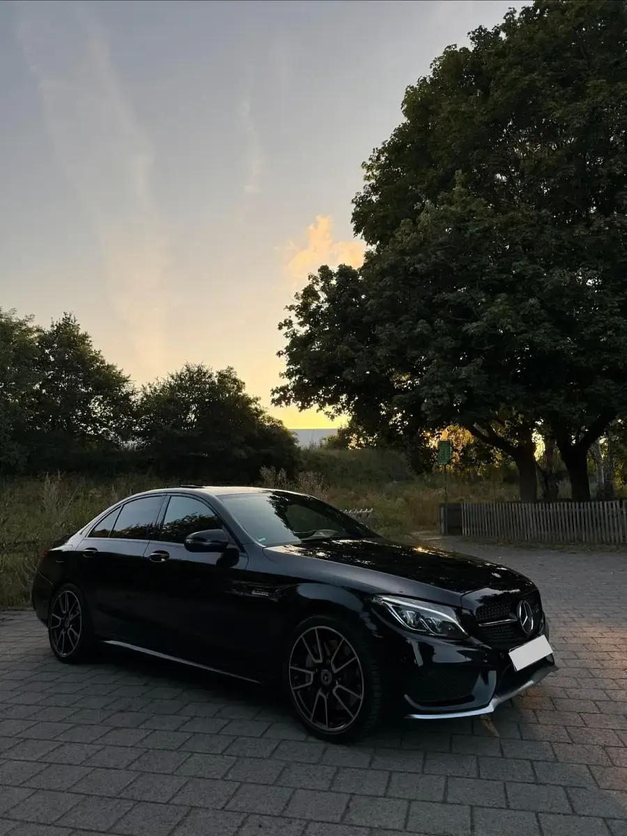 Gebraucht Mercedes C43 AMG AMG 367 PS (269 kW) 2015 Schwarz Limousine