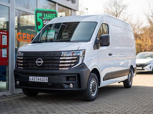 Neu Nissan Interstar 150 PS (110 kW) 2025 Van