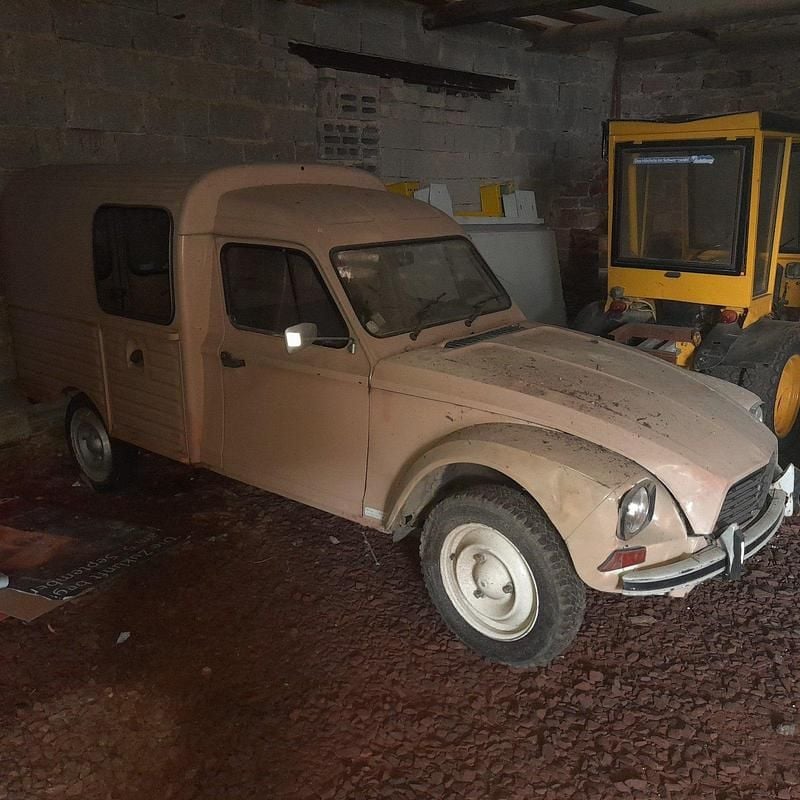 Beige Gebraucht 1980 Citroën Acadiane Abholung | 2.000 € - Bild 1/4