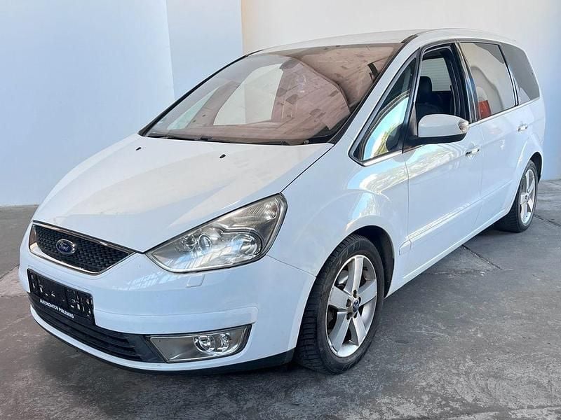 Weiß Gebraucht 2009 Ford Galaxy Titanium Van / Kleinbus | 3.999 € (Superpreis) - Bild 1/4