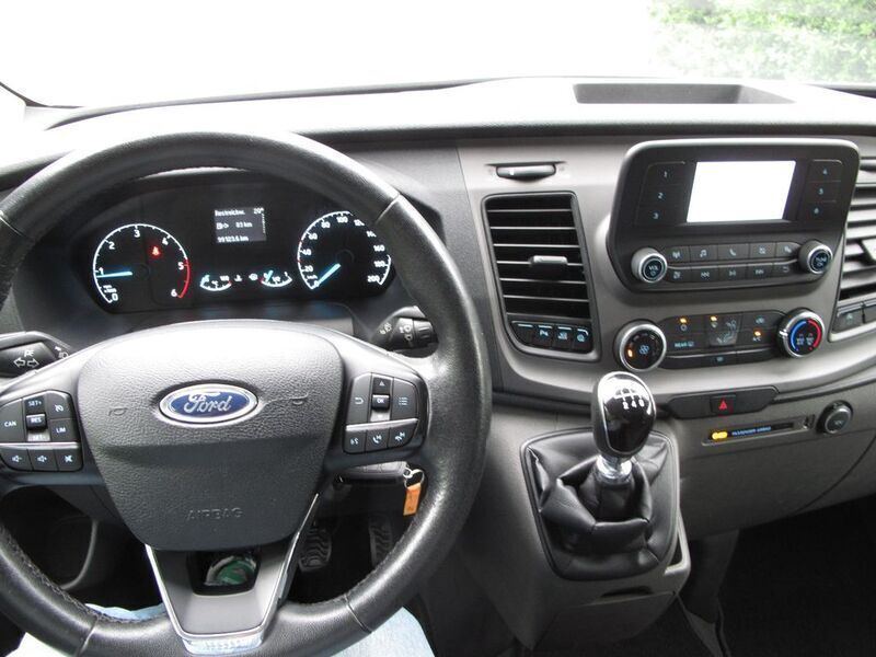 Gebraucht Ford Transit Custom Trend 131 PS (96 kW) 2019 Weiß Van / Kleinbus