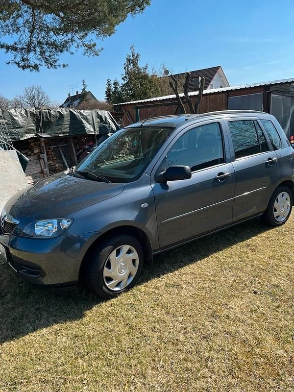 Second-hand Mazda 2 80 CP (58 kW) 2004 Gri Hatchback