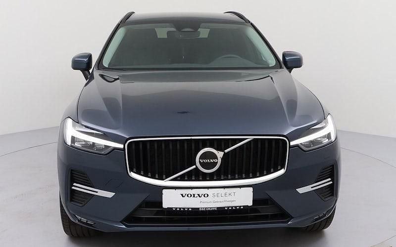 Gebraucht Volvo XC60 Core 197 PS (144 kW) 2023 Blau SUV