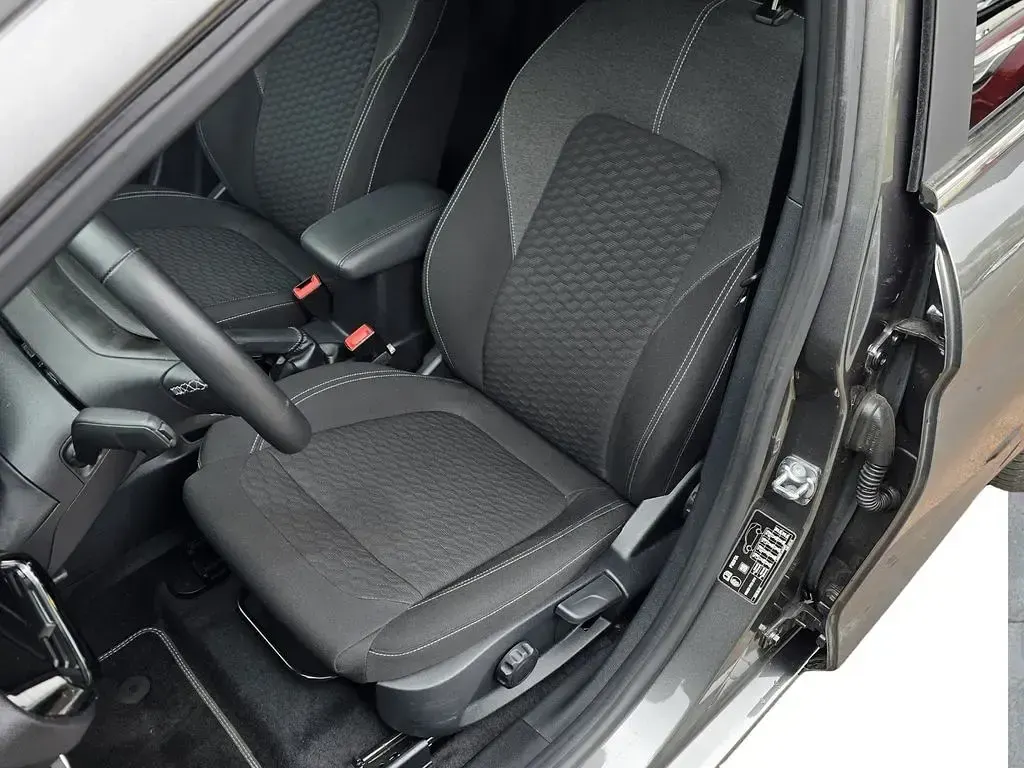 Gebraucht Ford Fiesta Titanium 125 PS (91 kW) 2023 Grau Kleinwagen