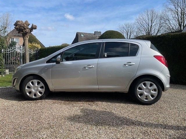 Gebraucht Opel Corsa Selection 101 PS (74 kW) 2011 Silber Kleinwagen