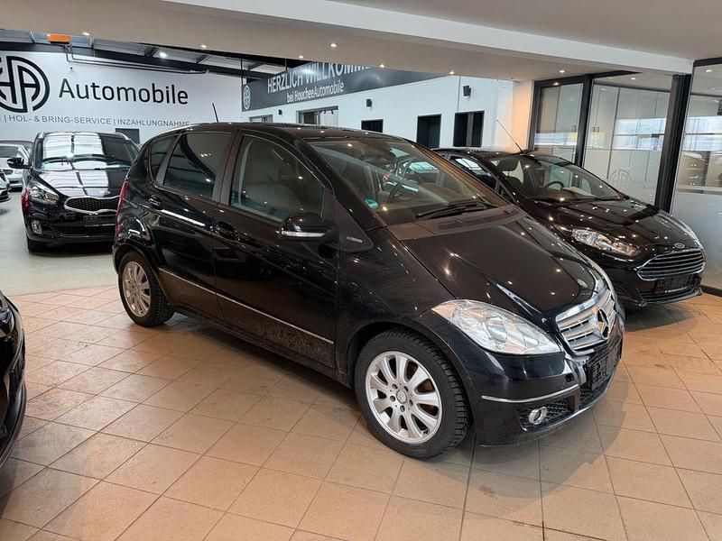 Gebraucht Mercedes A160 95 PS (69 kW) 2011 Schwarz Limousine