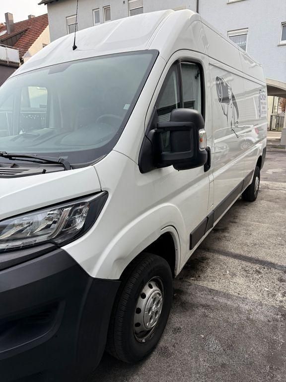 Gebraucht Peugeot Boxer 140 PS (102 kW) 2019 Weiß Van