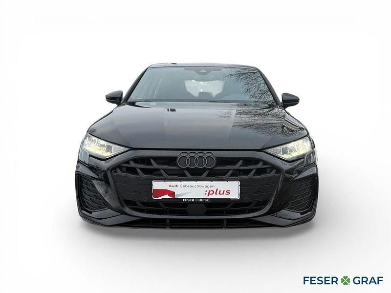 Gebraucht Audi A3 Ambiente 116 PS (85 kW) 2025 Mythosschwarz metallic Limousine