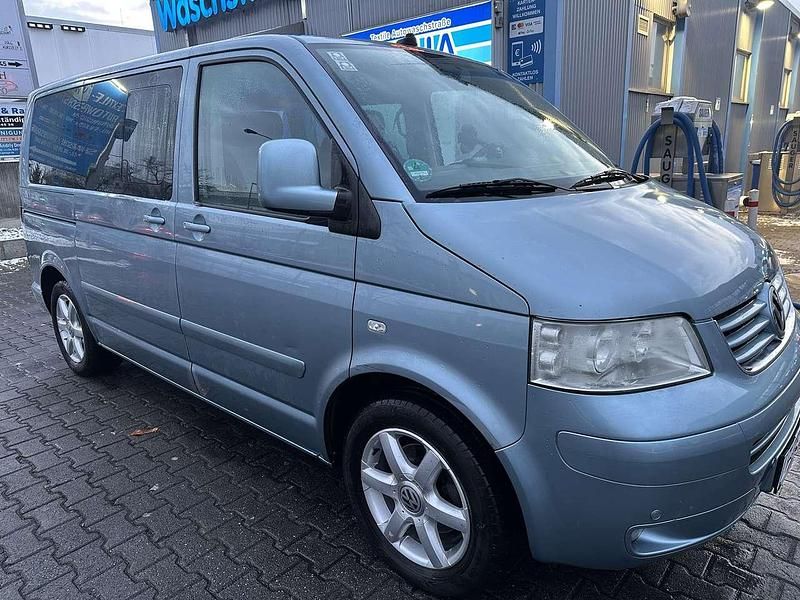 Gebraucht VW Multivan 131 PS (96 kW) 2007 Crystal blue Van