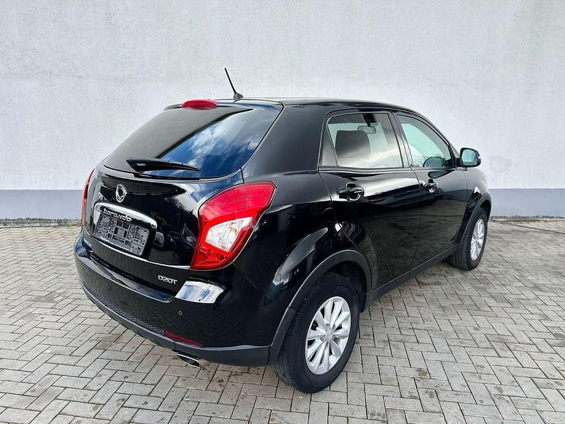 Gebraucht Ssangyong (KGM) Korando Crystal 150 PS (110 kW) 2015 Schwarz SUV