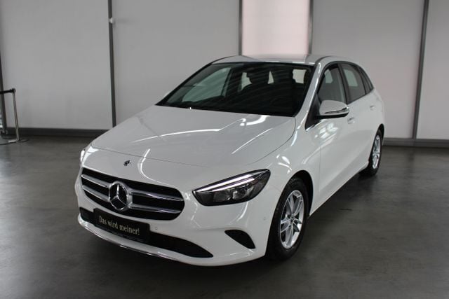 Polarweiß Gebraucht 2019 Mercedes B180 Van / Kleinbus | 23.799 € (Fairer Preis) - Bild 1/4