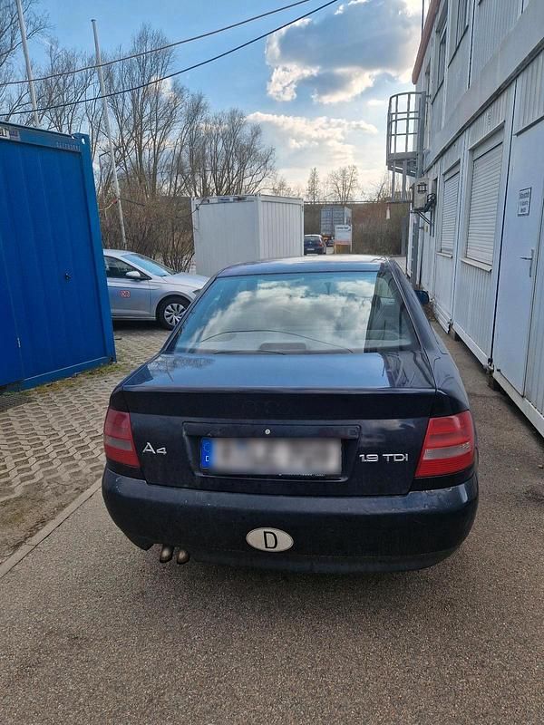 Gebraucht Audi A4 90 PS (66 kW) 2000 Blau Limousine