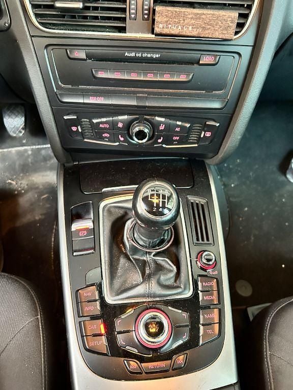 Grau Gebraucht 2008 Audi A4 Kombi | 1.850 € (Superpreis) - Bild 1/4