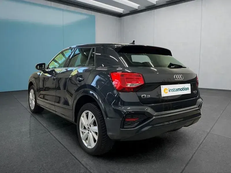 Gebraucht Audi Q2 150 PS (110 kW) 2022 Grau SUV
