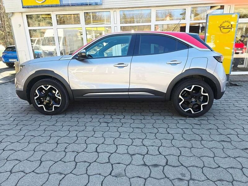 Gebraucht Opel Mokka-e Ultimate 100 kW (136 PS) 2022 Quarz silber SUV