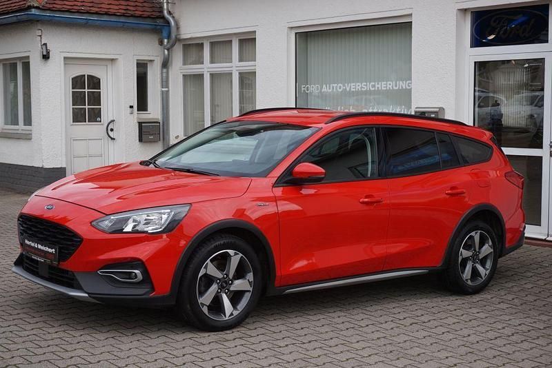 Gebraucht Ford Focus Active 150 PS (110 kW) 2021 Rot Limousine