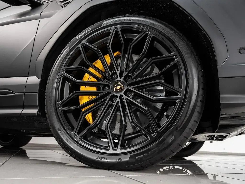 Neu Lamborghini Urus 799 PS (587 kW) 2026 Schwarz SUV