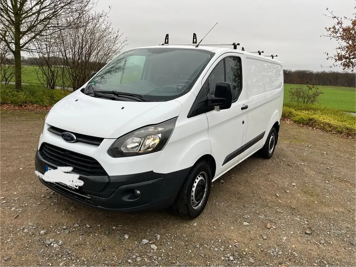 Gebraucht Ford Transit Custom 105 PS (77 kW) 2017 Weiß Van / Kleinbus