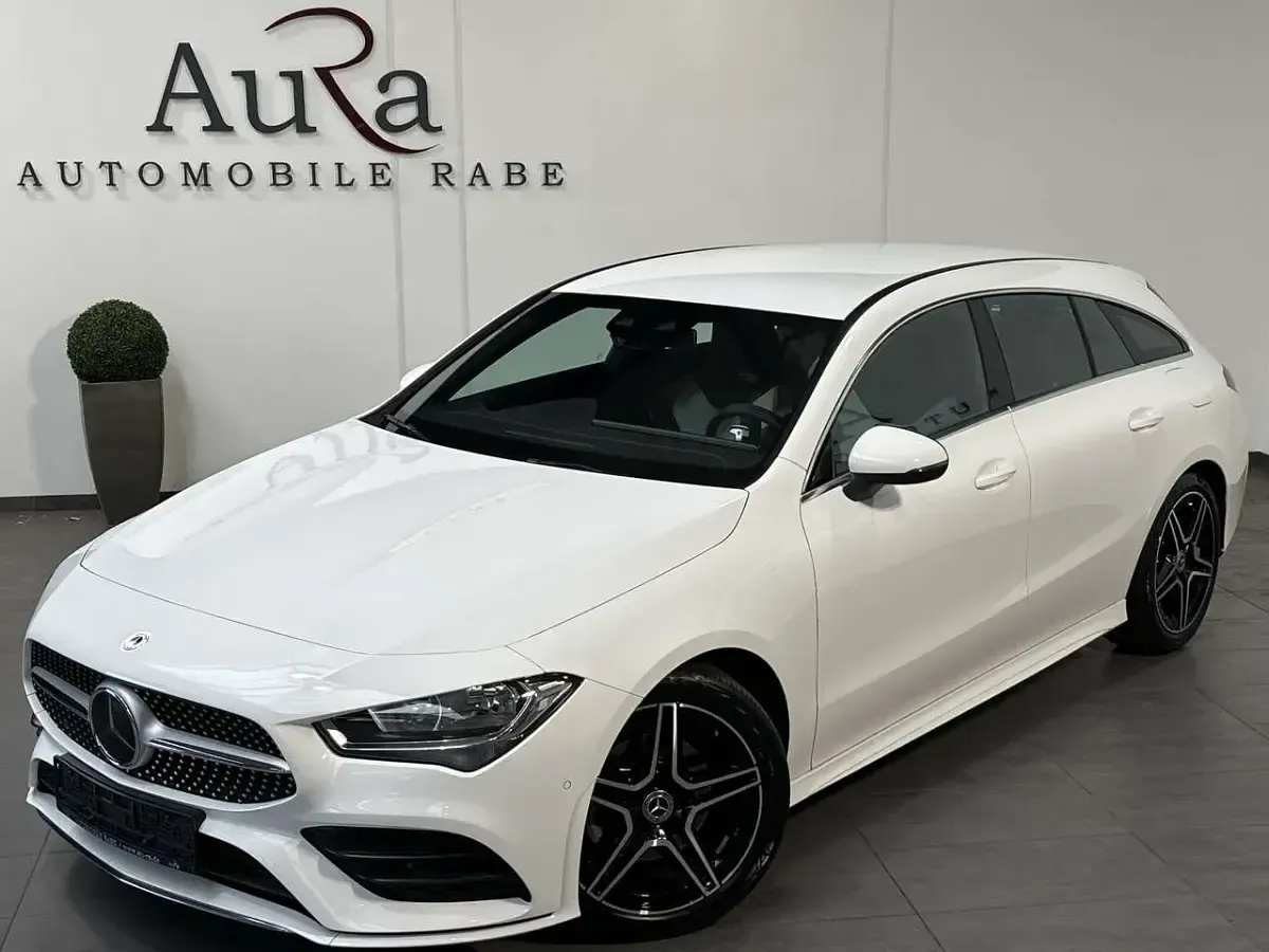 Gebraucht Mercedes CLA200 AMG line 150 PS (110 kW) 2021 Polarweiã Kombi
