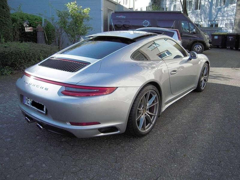 Gebraucht Porsche 911 Carrera 4S 420 PS (308 kW) 2016 Gtsilbermetallic Coupé