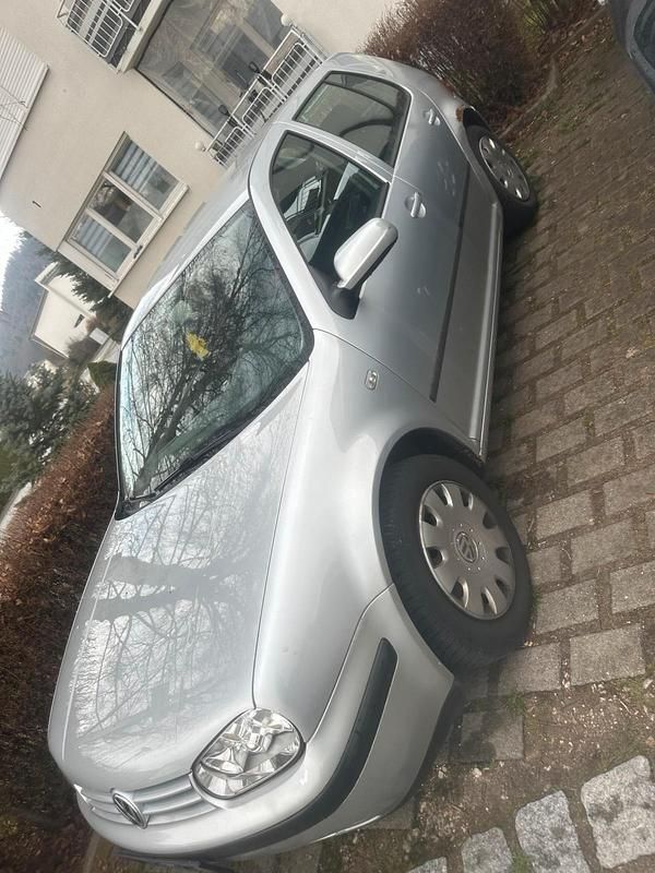 Gebraucht VW Golf IV 75 PS (55 kW) 2002 Silber Kleinwagen