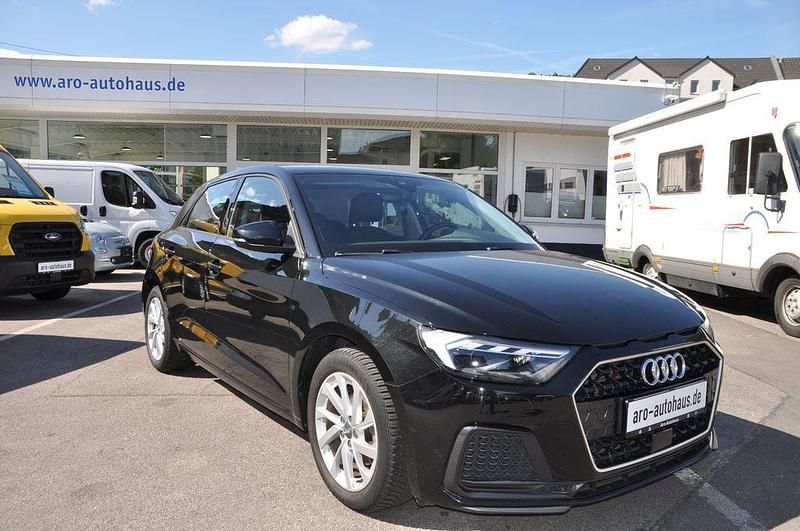 Schwarz Gebraucht 2018 Audi A1 Sportback Advanced Kleinwagen | 16.690 € (Fairer Preis) - Bild 1/4