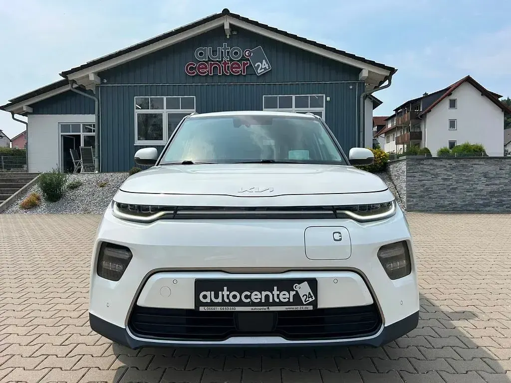 Gebraucht Kia Soul EV Spirit 150 kW (204 PS) 2022 Weiß SUV