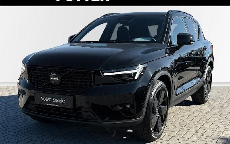 Gebraucht Volvo XC40 Plus 163 PS (119 kW) 2025 Schwarz SUV
