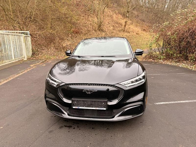 Gebraucht Ford Mustang Mach-E Extended Range 216 kW (294 PS) 2022 Schwarz SUV
