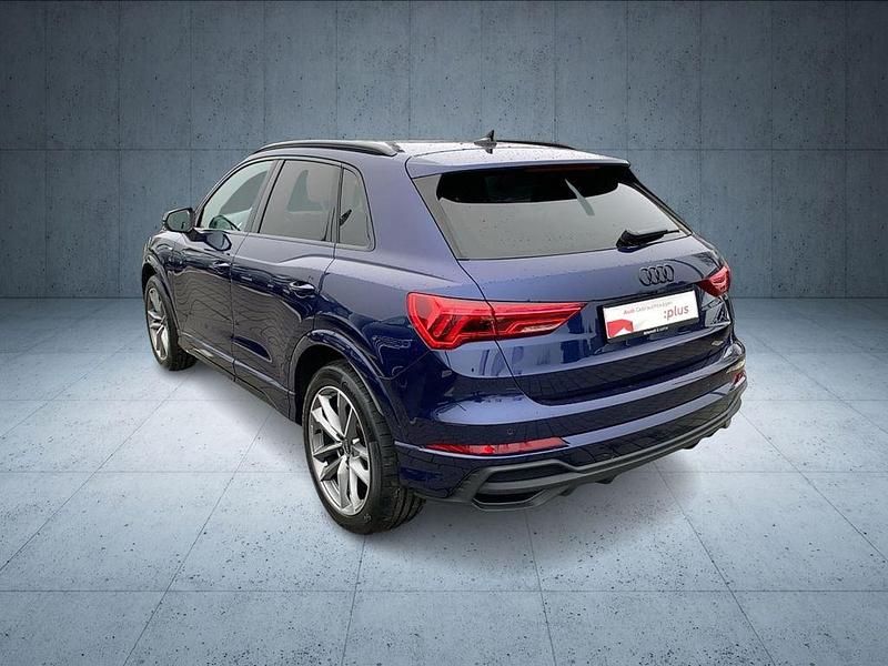 Gebraucht Audi Q3 S-Line 150 PS (110 kW) 2023 Navarrablau metallic SUV