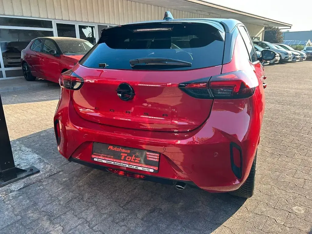Gebraucht Opel Corsa 101 PS (74 kW) 2024 Rot Kleinwagen
