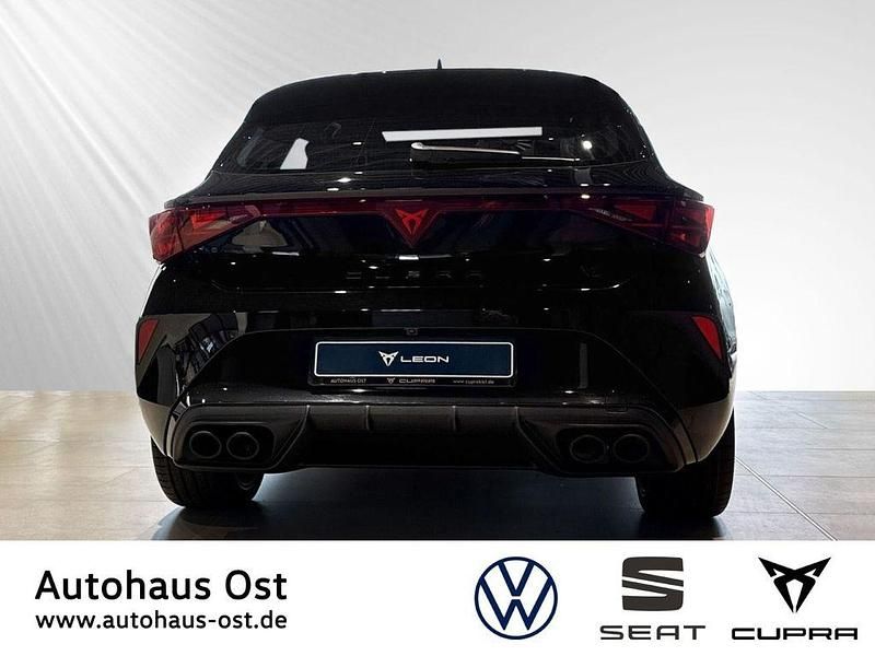 Neu Cupra Leon VZ 300 PS (220 kW) 2026 Schwarz Limousine