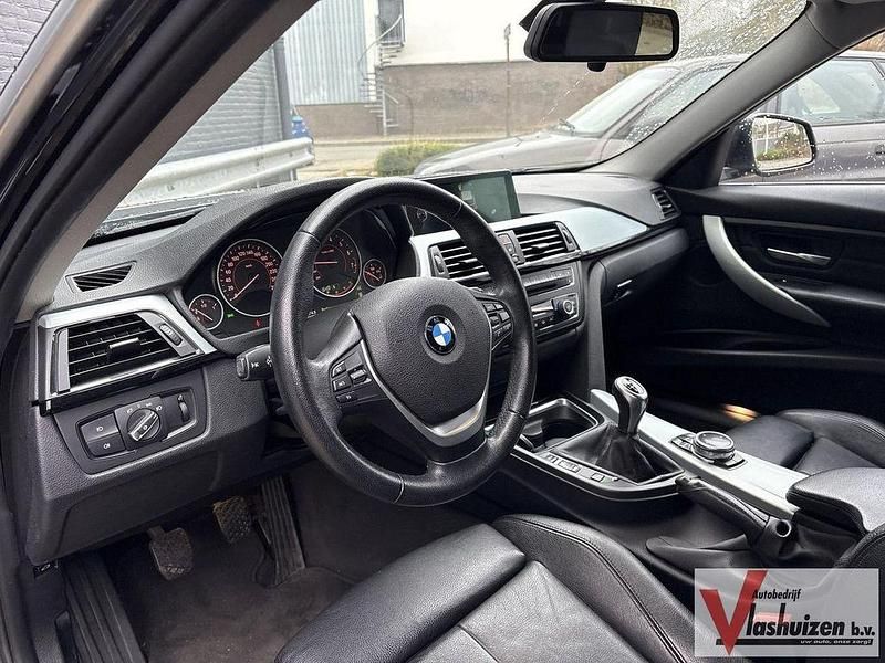 Gebraucht BMW 316 Executive 136 PS (100 kW) 2014 Schwarz Kombi