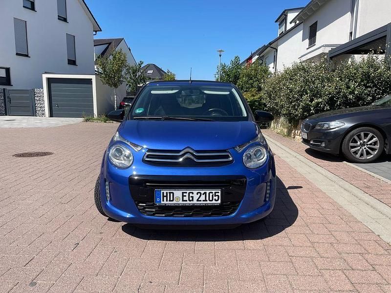 Blau Gebraucht 2018 Citroën C1 Shine Kleinwagen | 8.290 € (Guter Preis) - Bild 1/4